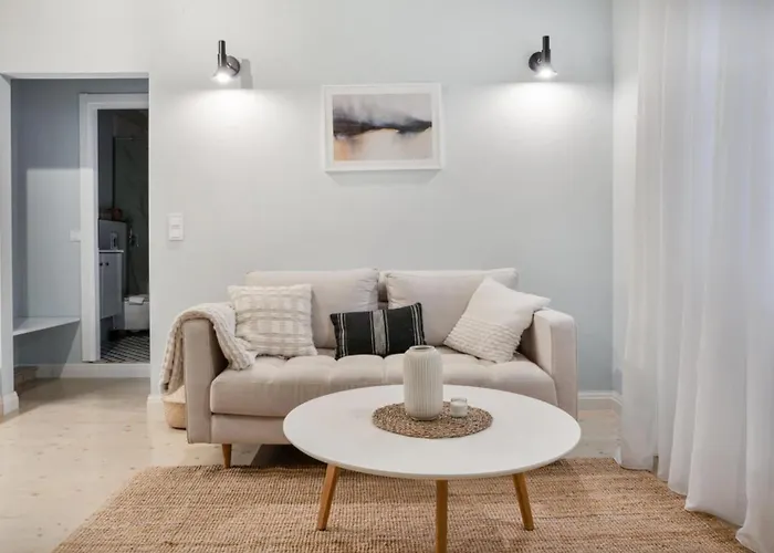 Historical Charm Apartment *