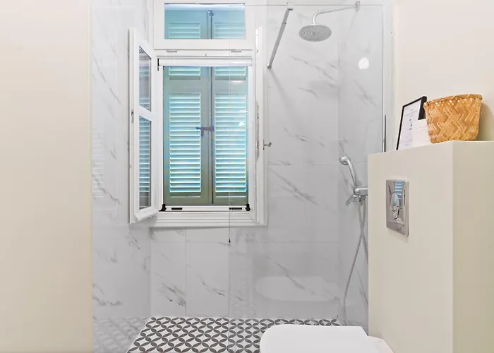 Historical Charm Lefkada City