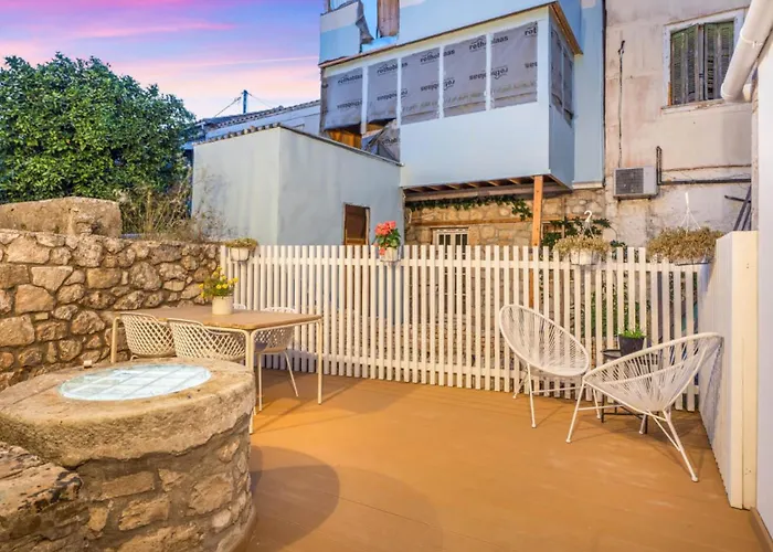 Апартаменты Historical Charm *